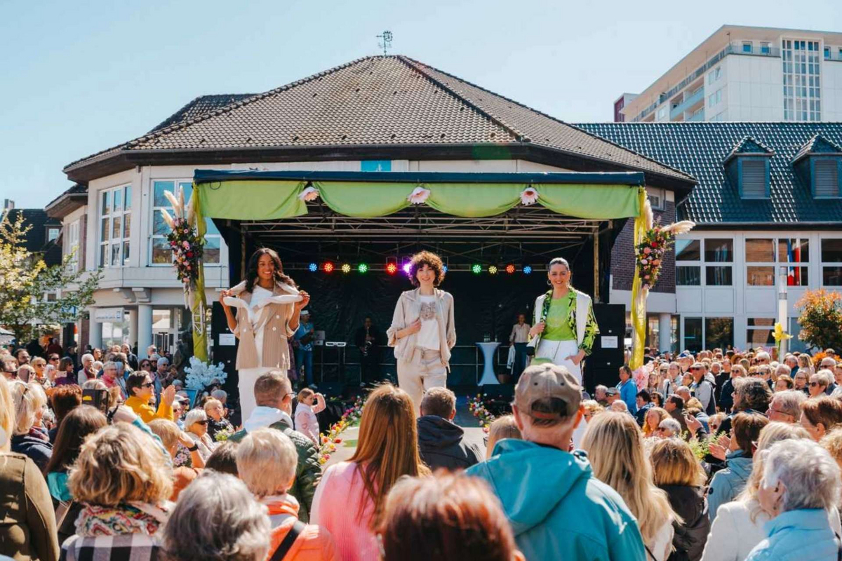 Frühlingsfest mit Verkaufsoffenem Sonntag